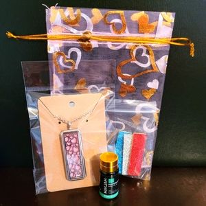 Hearts diffuser necklace set